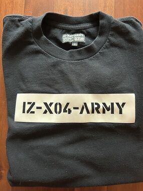 izzue Army IZ-X04-ARMY Graphic T-Shirt - Black - Size Small S